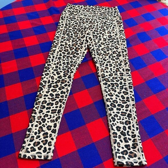 Telamon Women’s Leopard Leggings Size Medium - Picture 1 of 10